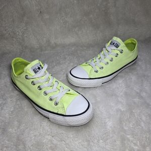 Converse Chuck Taylor All Star Low Top – Vibrant Neon Yellow – M5.5 / W7.5
